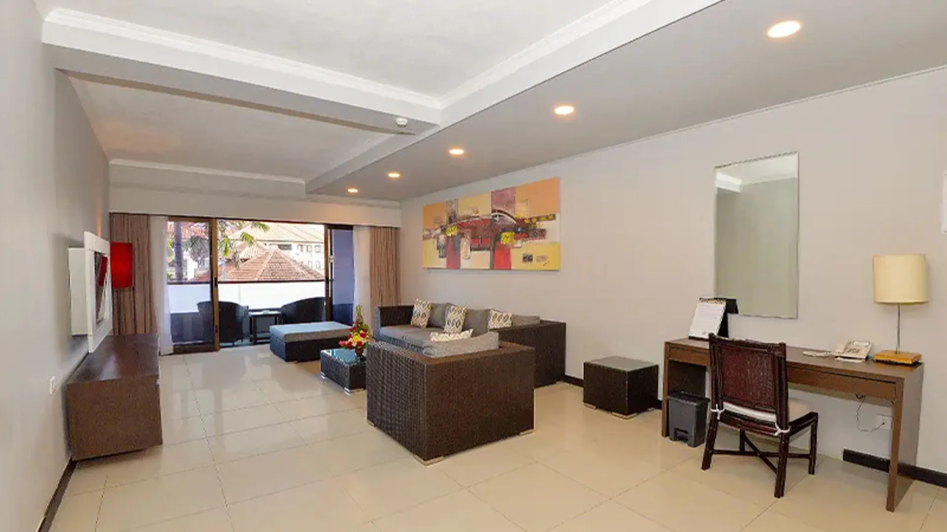 2 Bedroom Balcony Suites 3
